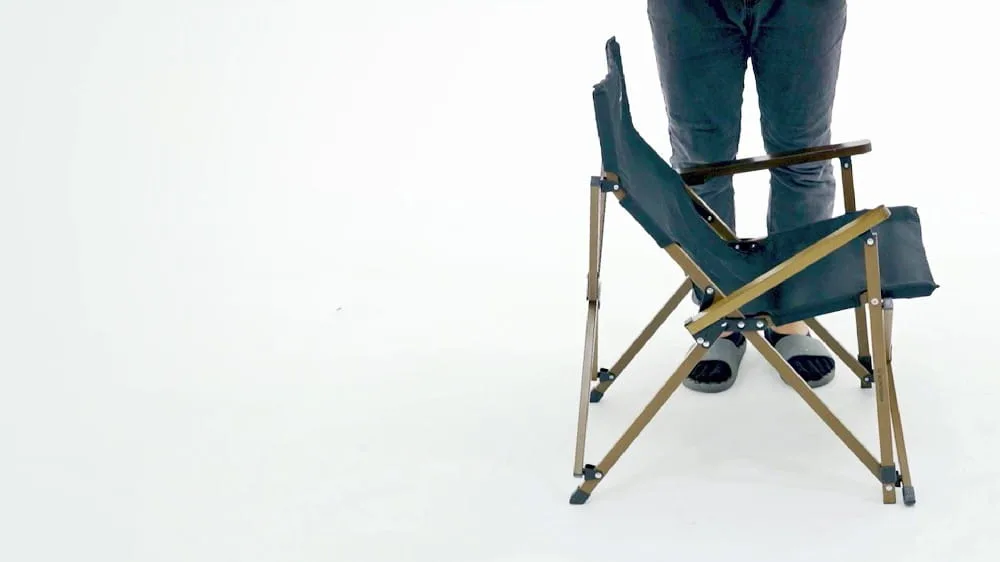 6_woody chair handle_clean